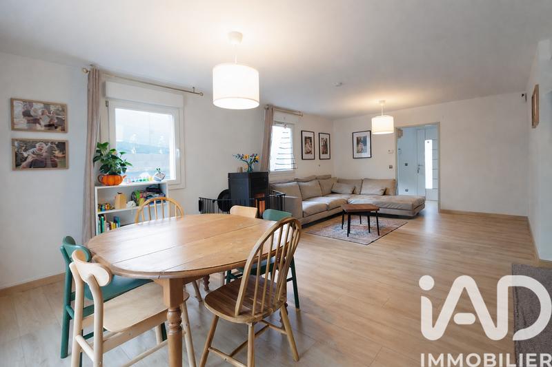 Maison - 110 m² - 4 pièces