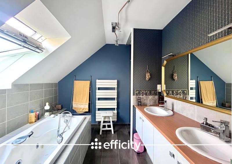 Maison - 135 m² - 5 pièces