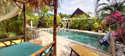 Villa - 220 m² - 6 pièces