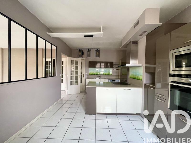 Appartement - 131 m² - 4 pièces