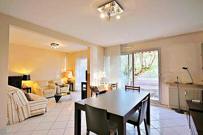 Appartement - 113 m² - 6 pièces