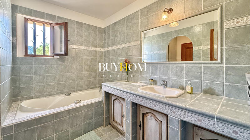 Maison - 141 m² - 4 pièces