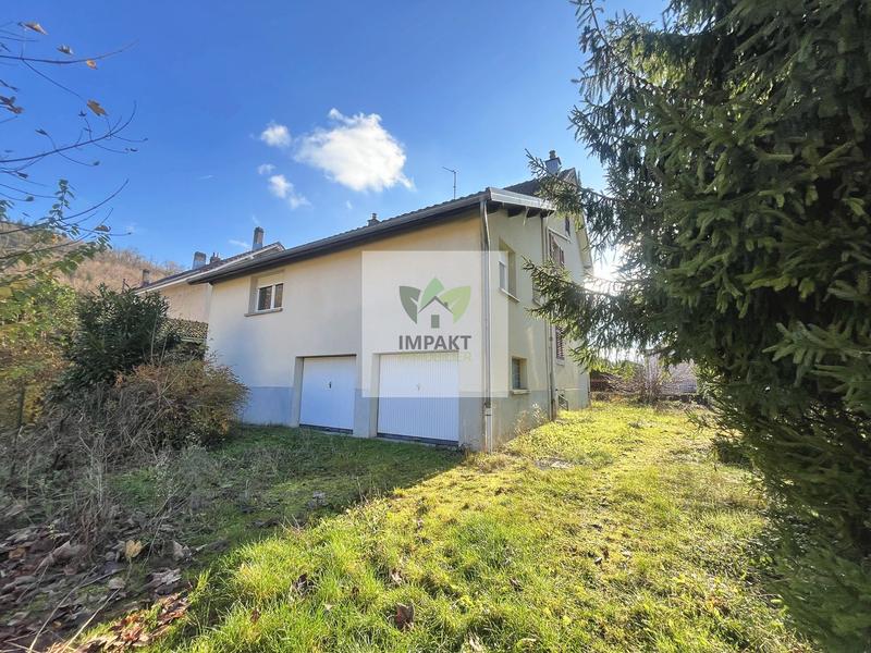 Maison - 220 m² - 12 pièces