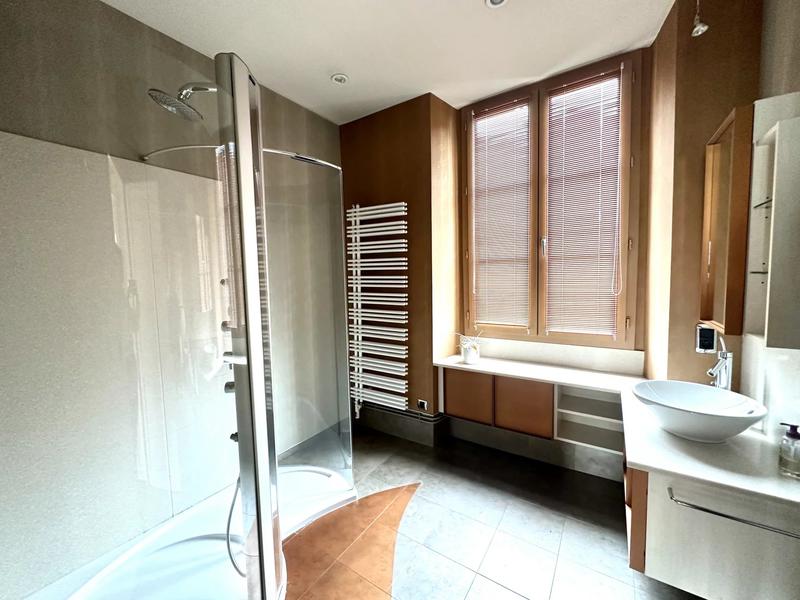 Maison de ville - 400 m² - 10 pièces