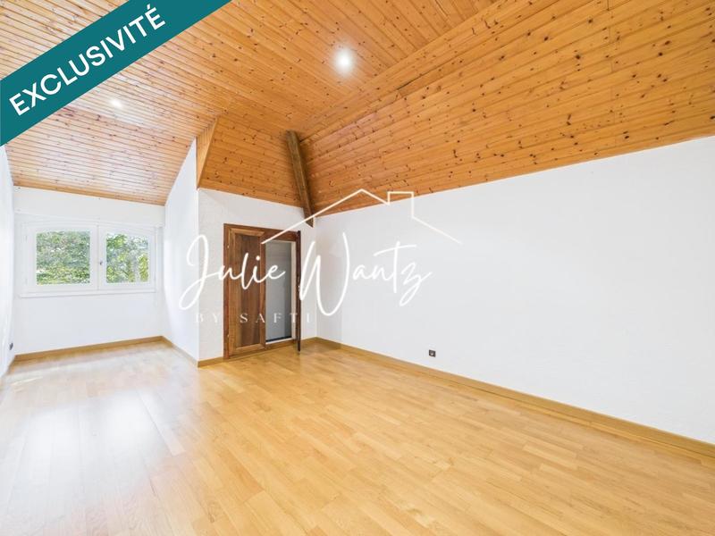 Maison - 400 m² - 8 pièces