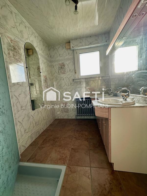 Maison - 123 m² - 5 pièces