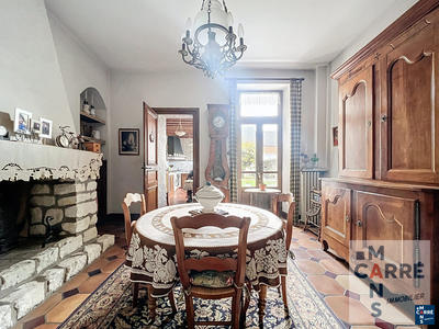 Maison - 200 m² - 6 pièces