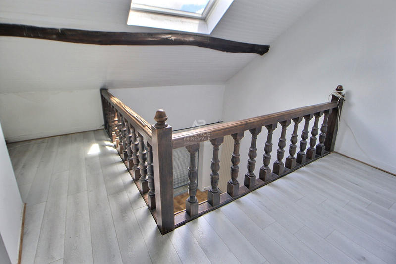 Maison - 180 m² - 6 pièces