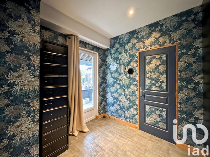 Maison - 186 m² - 7 pièces