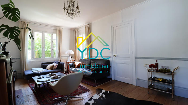 Maison - 172 m² - 8 pièces