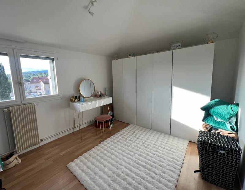 Appartement - 77 m² - 4 pièces