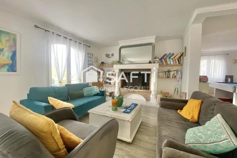 Villa - 329 m² - 9 pièces