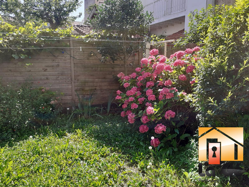 Maison - 189 m² - 8 pièces