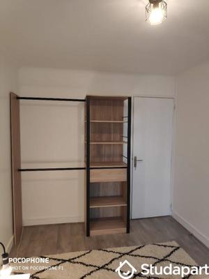 Chambre - 11 m² - 1 pièce