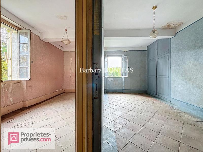 Maison - 121 m² - 6 pièces