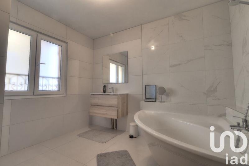 Duplex - 153 m² - 5 pièces