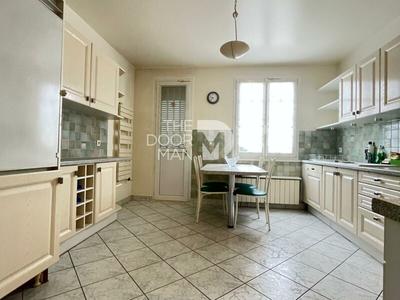 Maison - 129 m² - 5 pièces