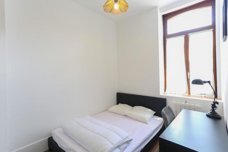 Chambre - 9 m² - 1 pièce