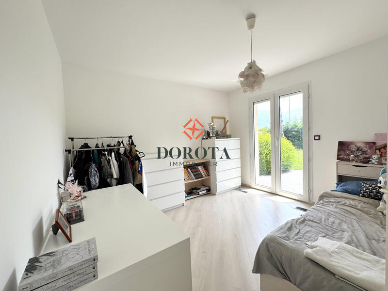 Villa - 189 m² - 6 pièces