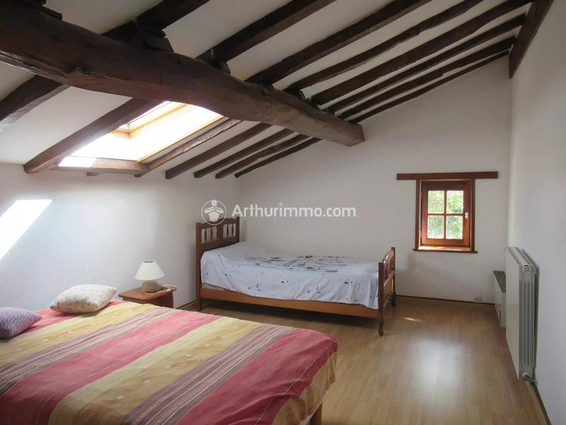 Maison - 274 m² - 8 pièces