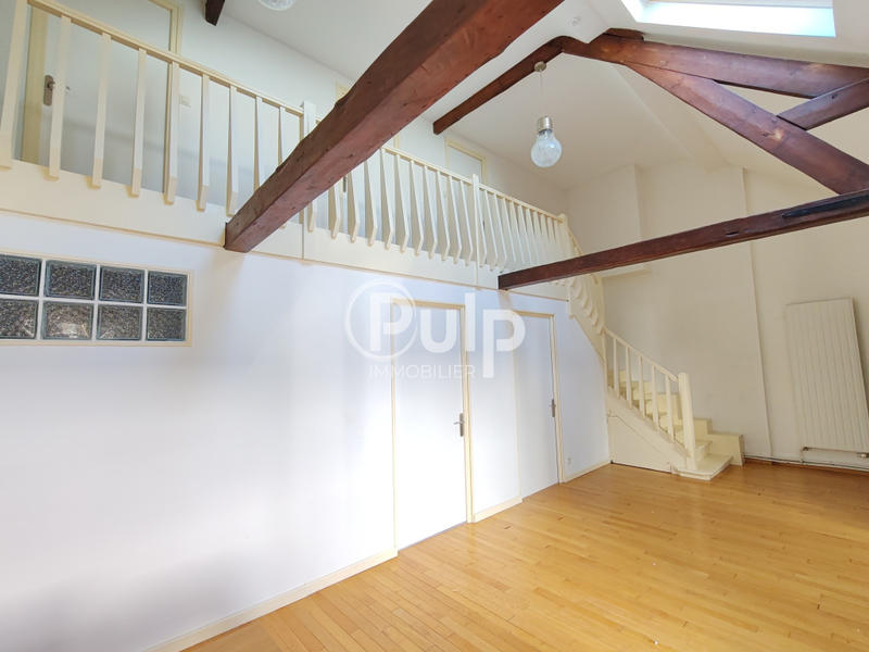 Appartement - 225 m² - 5 pièces