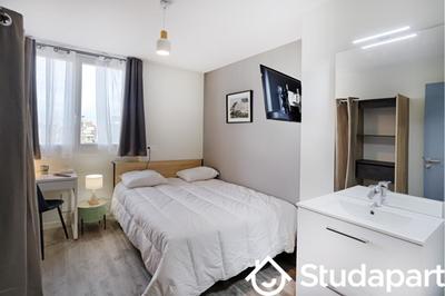 Chambre - 11 m² - 1 pièce