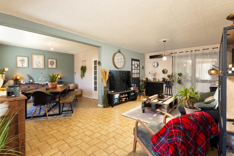 Maison traditionnelle - 129 m² - 4 pièces