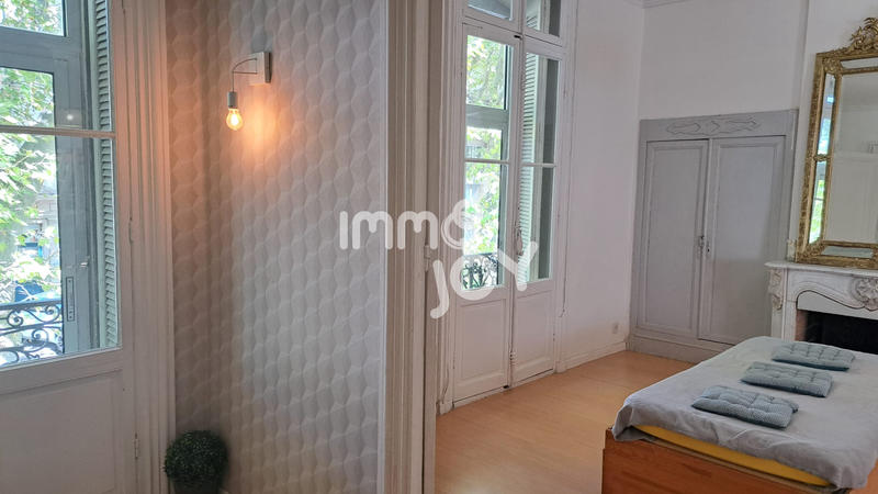 Appartement - 93 m² - 4 pièces