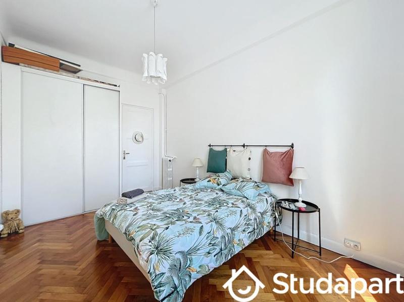 Chambre - 13 m² - 1 pièce