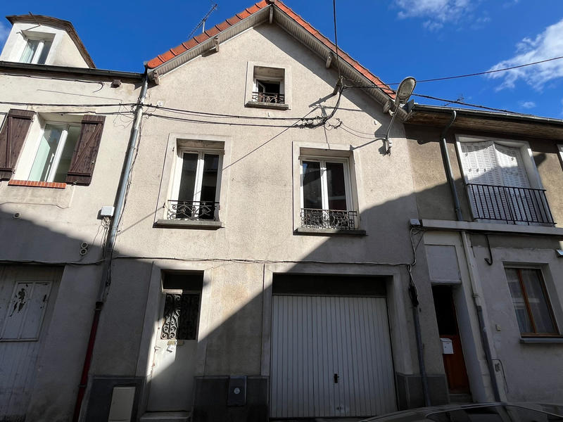Maison de village - 70 m² - 1 pièce