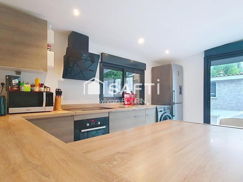 Maison - 105 m² - 4 pièces