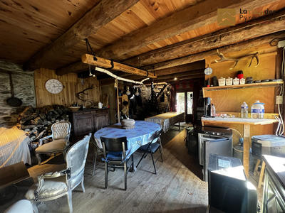 Maison ancienne - 98 m² - 4 pièces