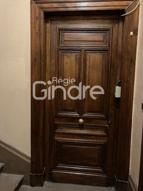 Bureau - 93 m² - 1 pièce