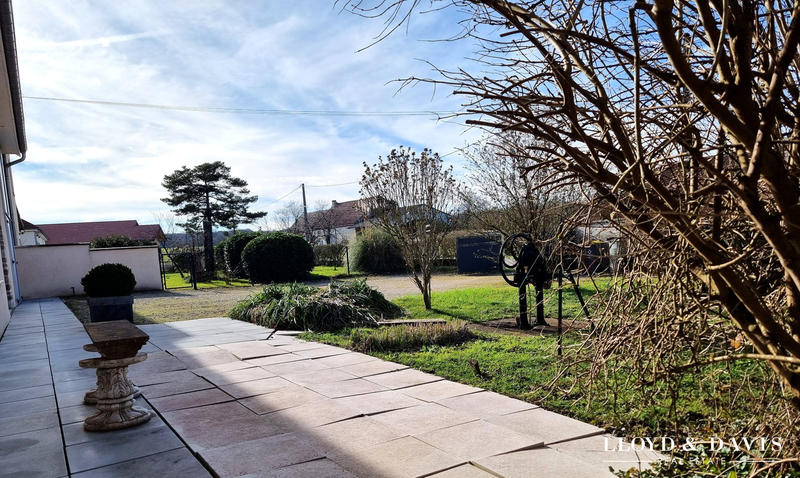 Maison - 180 m² - 5 pièces