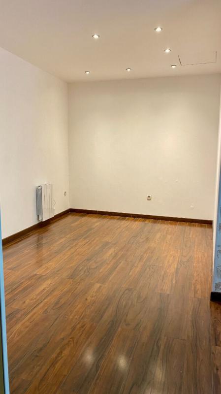 Appartement - 74 m² - 2 pièces