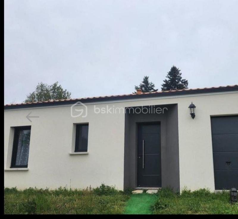 Maison - 93 m² - 4 pièces