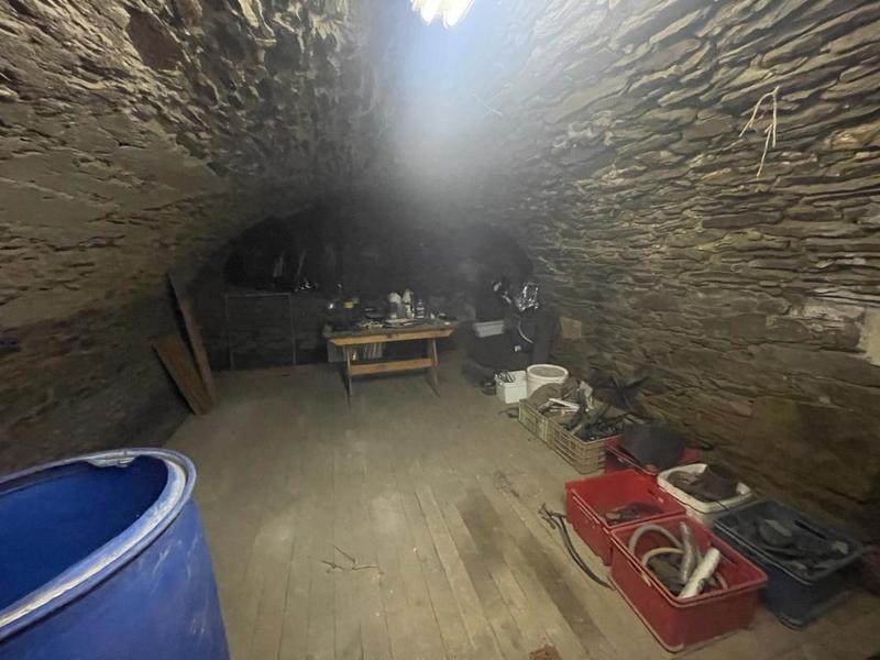 Maison - 300 m² - 4 pièces