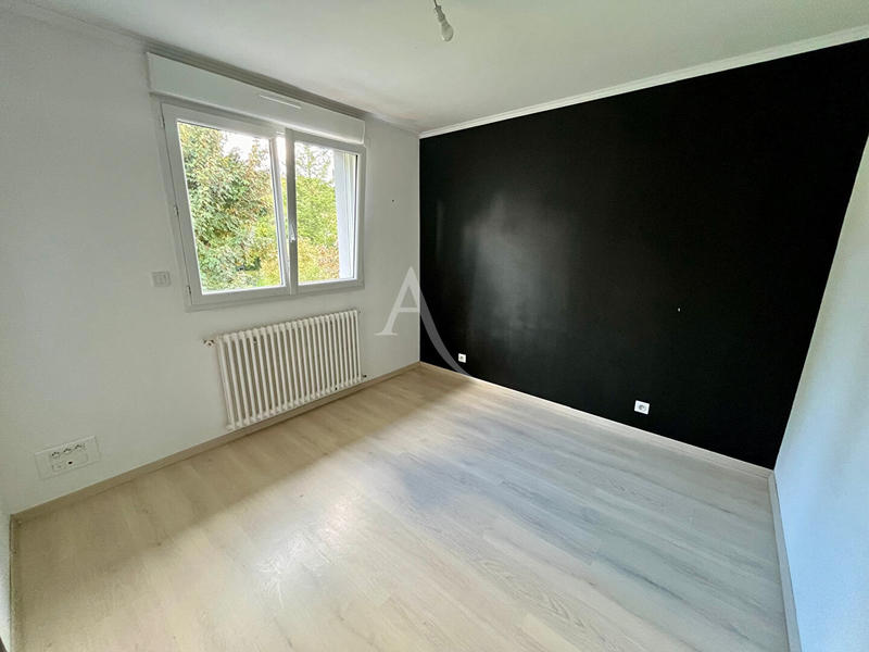 Maison - 180 m² - 6 pièces