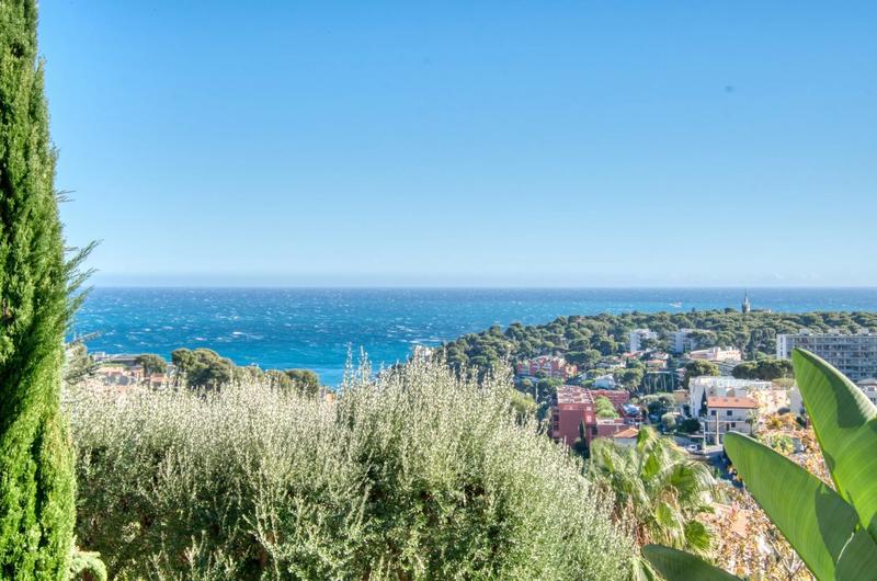 Villa - 270 m² - 8 pièces