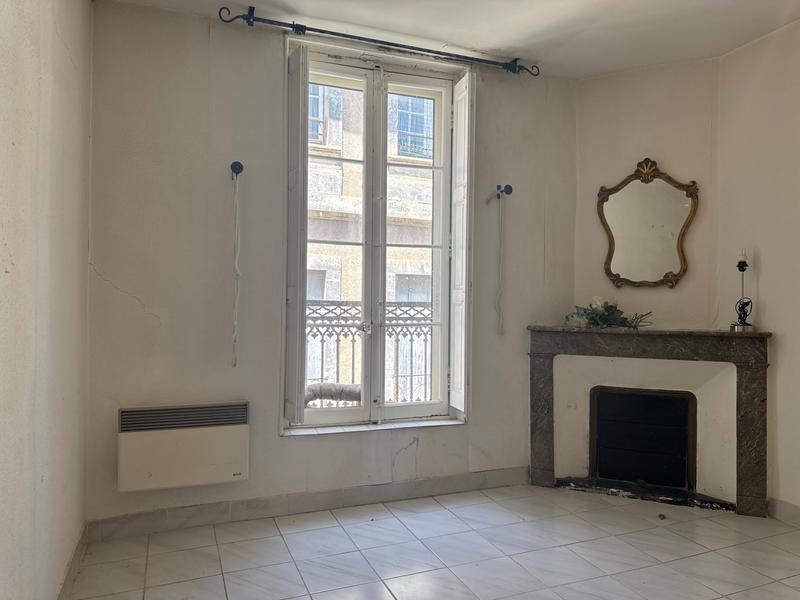 Appartement - 80 m² - 3 pièces