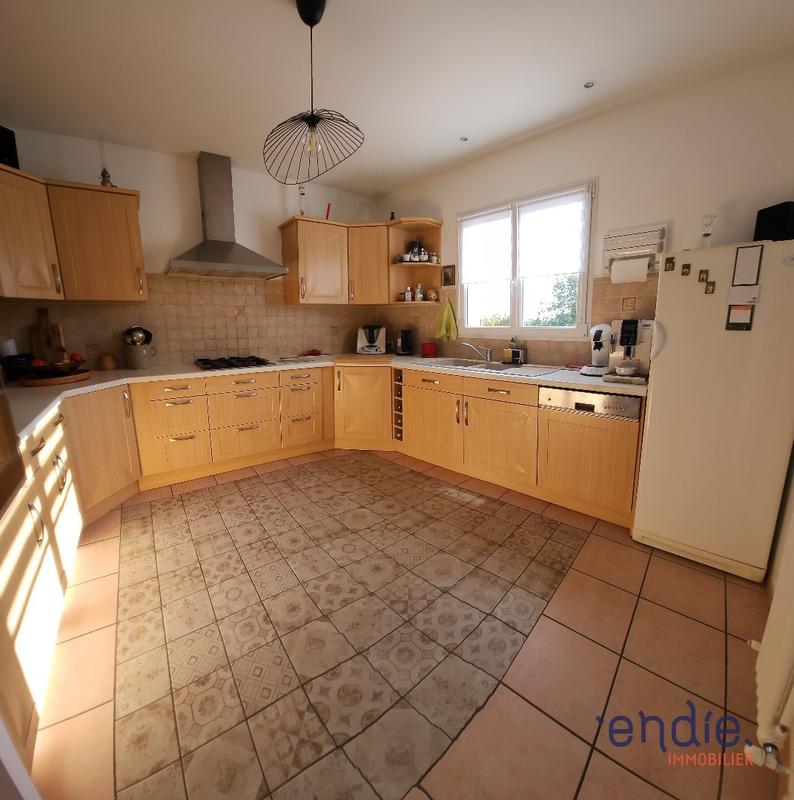 Maison - 176 m² - 7 pièces