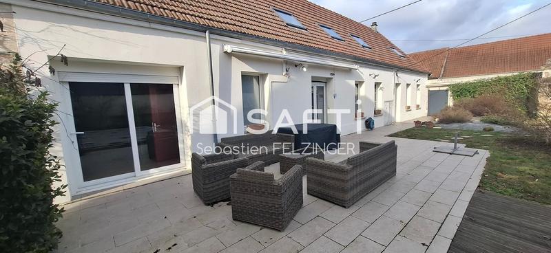 Maison - 230 m² - 7 pièces