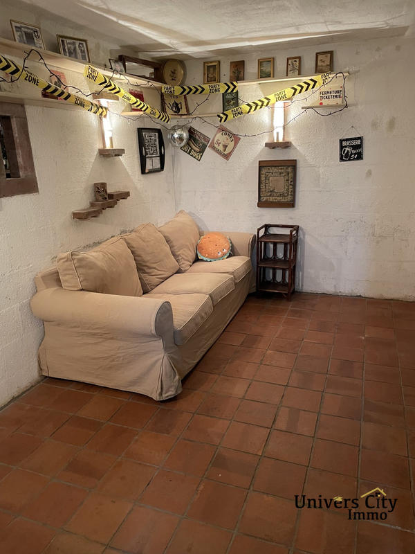 Maison - 101 m² - 6 pièces