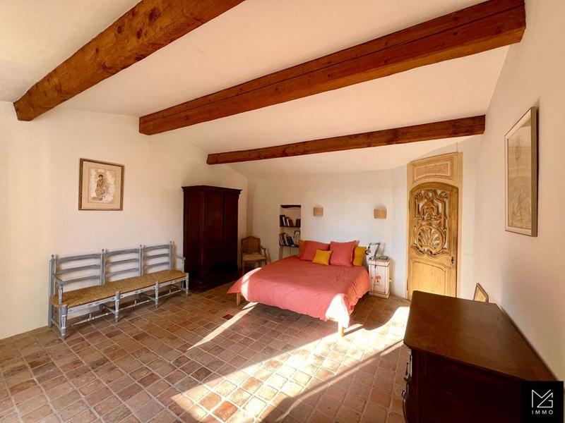 Maison traditionnelle - 120 m² - 4 pièces