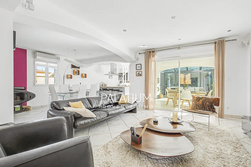 Maison - 165 m² - 6 pièces