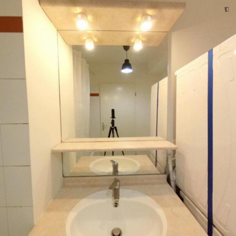 Chambre - 11 m² - 4 pièces