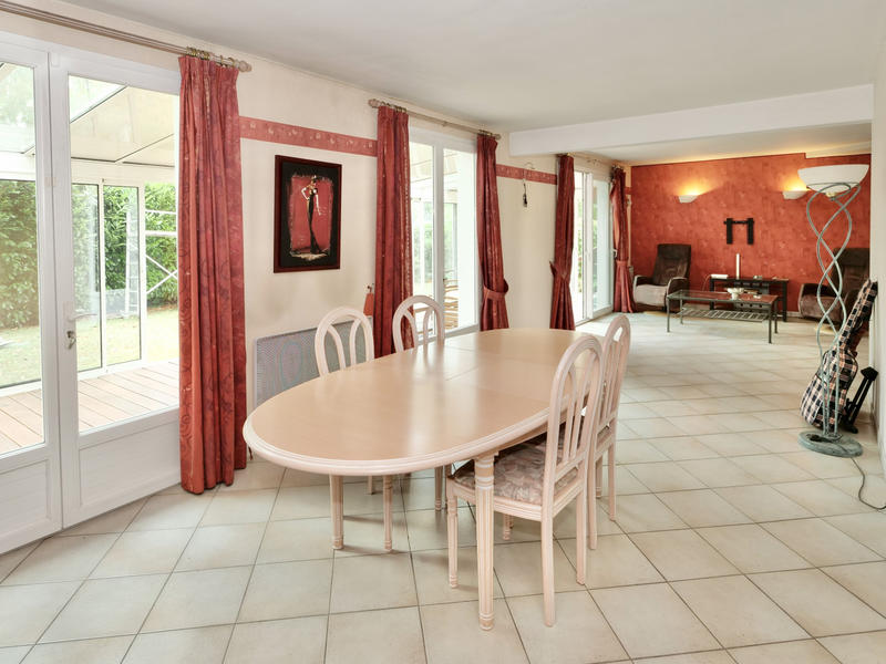 Maison - 157 m² - 6 pièces