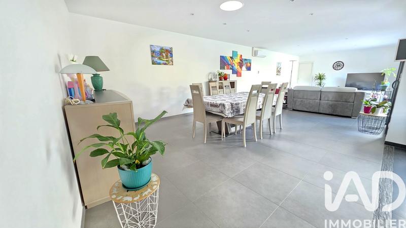 Maison - 177 m² - 6 pièces