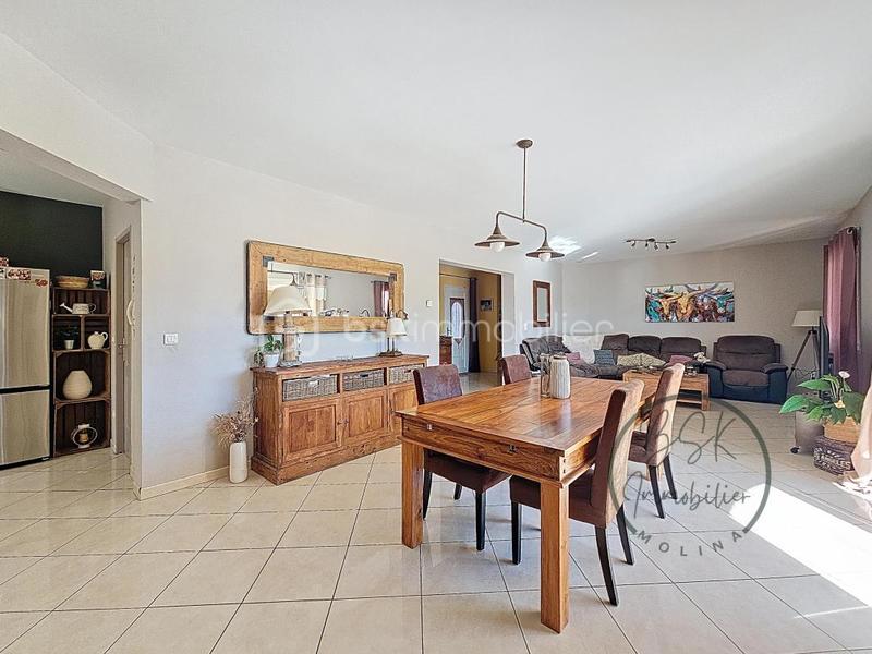 Maison traditionnelle - 154 m² - 6 pièces