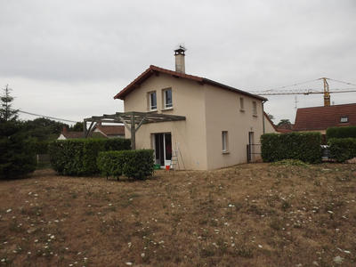 Maison - 85 m² - 4 pièces